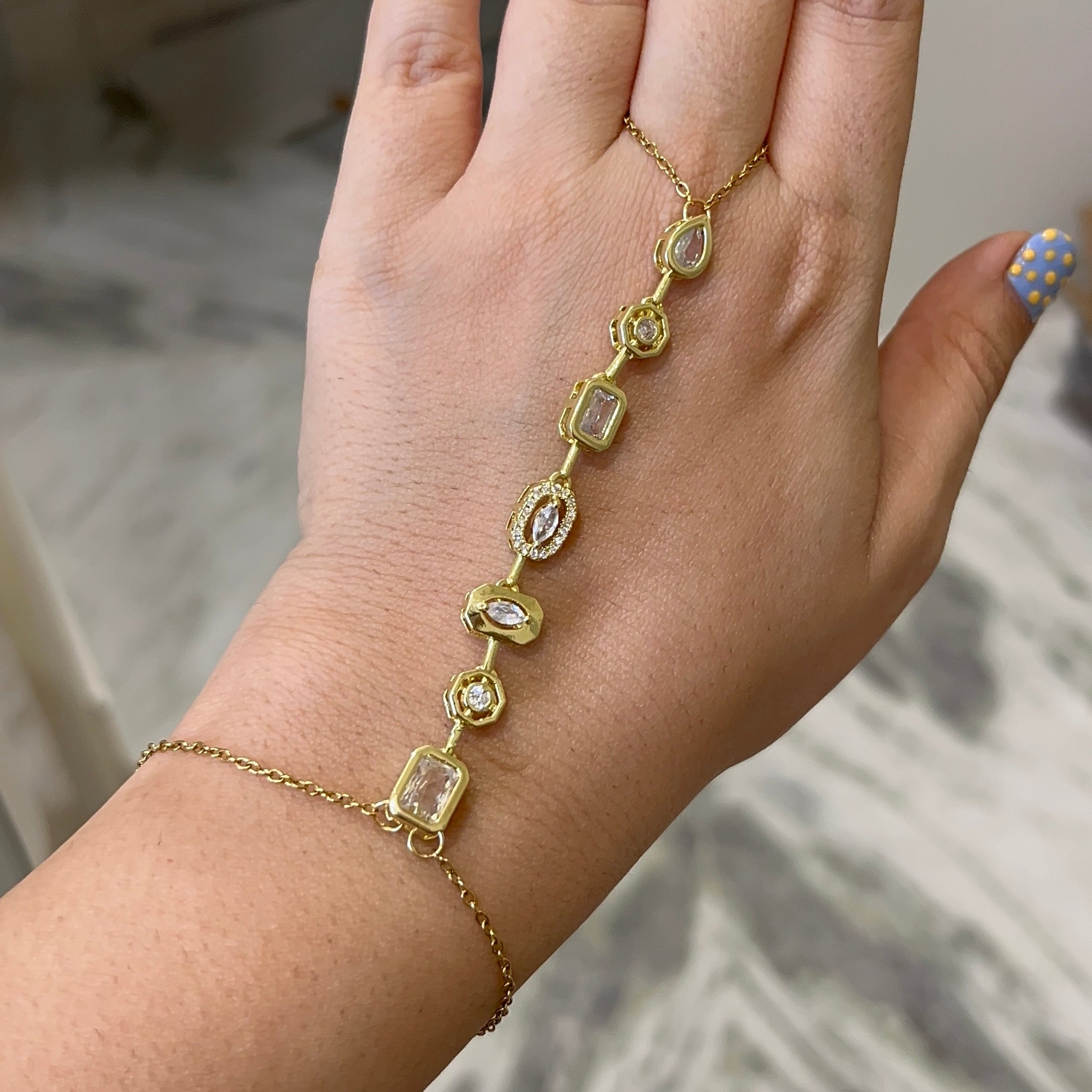 Hand chains