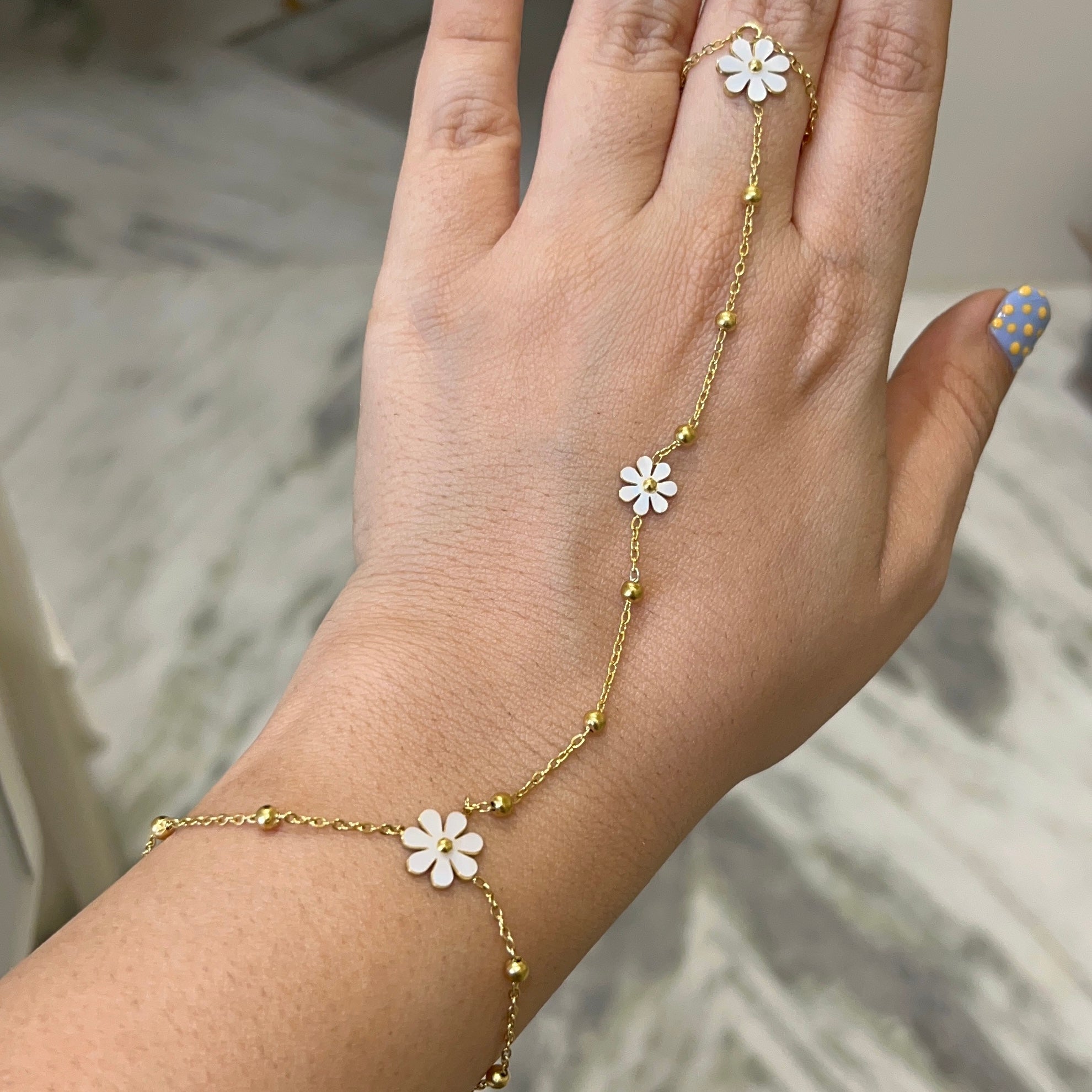 Hand chains