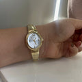 White dail watch