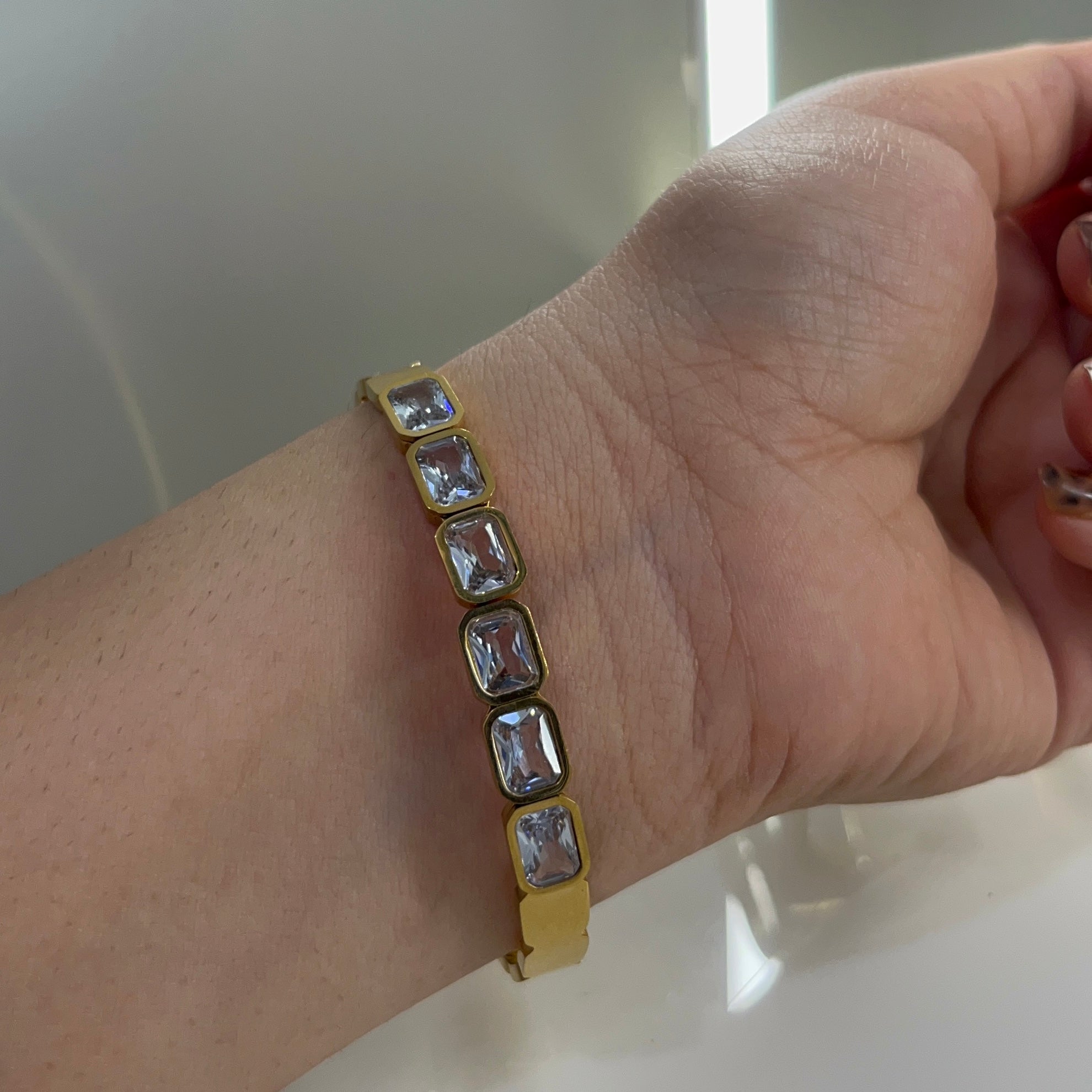 Crystal square bracelet