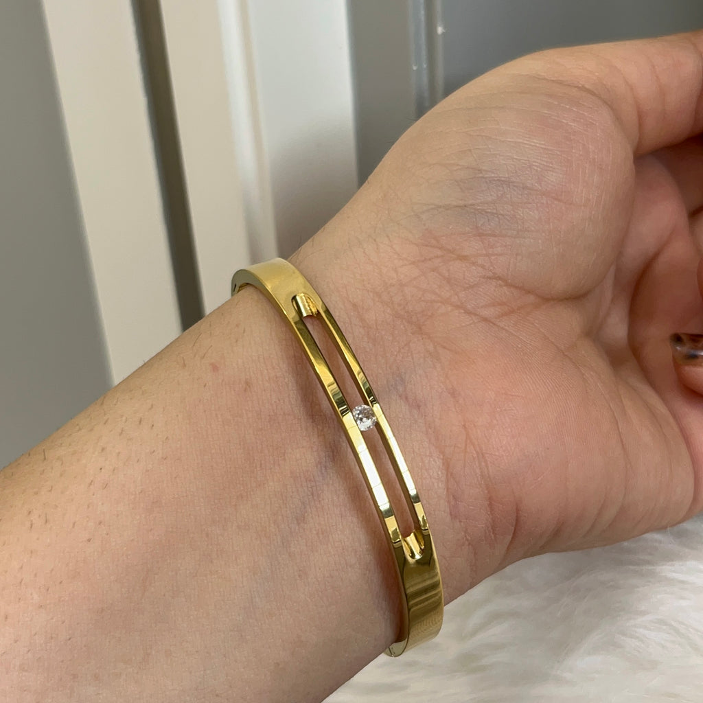 Amara gem cuff