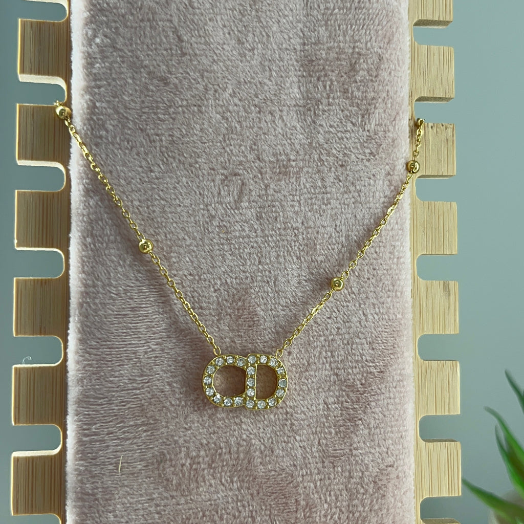 Minimal neckchain