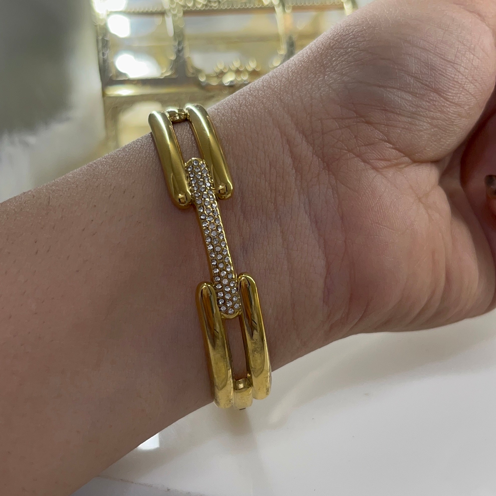 Aurora line bracelet