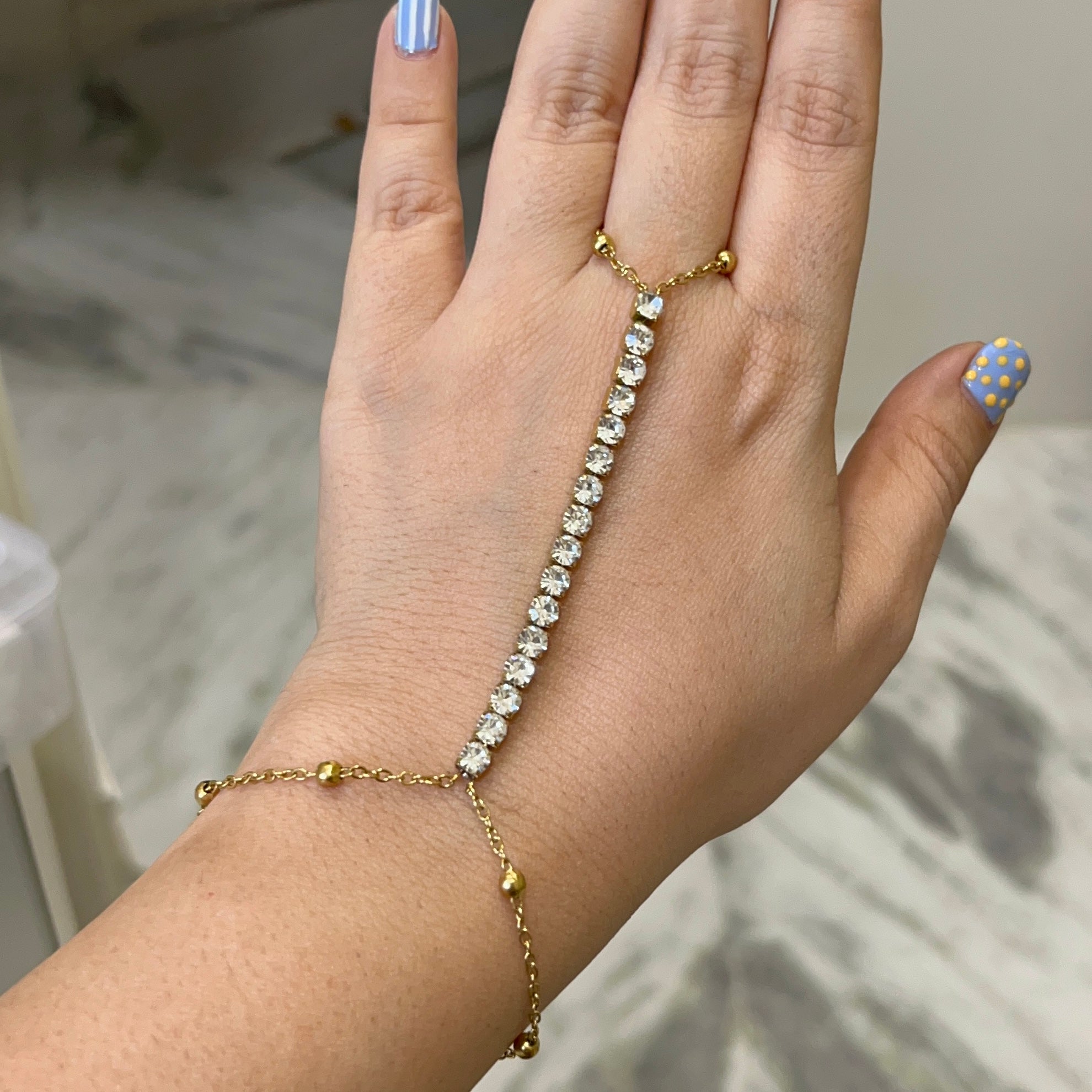 Hand chains